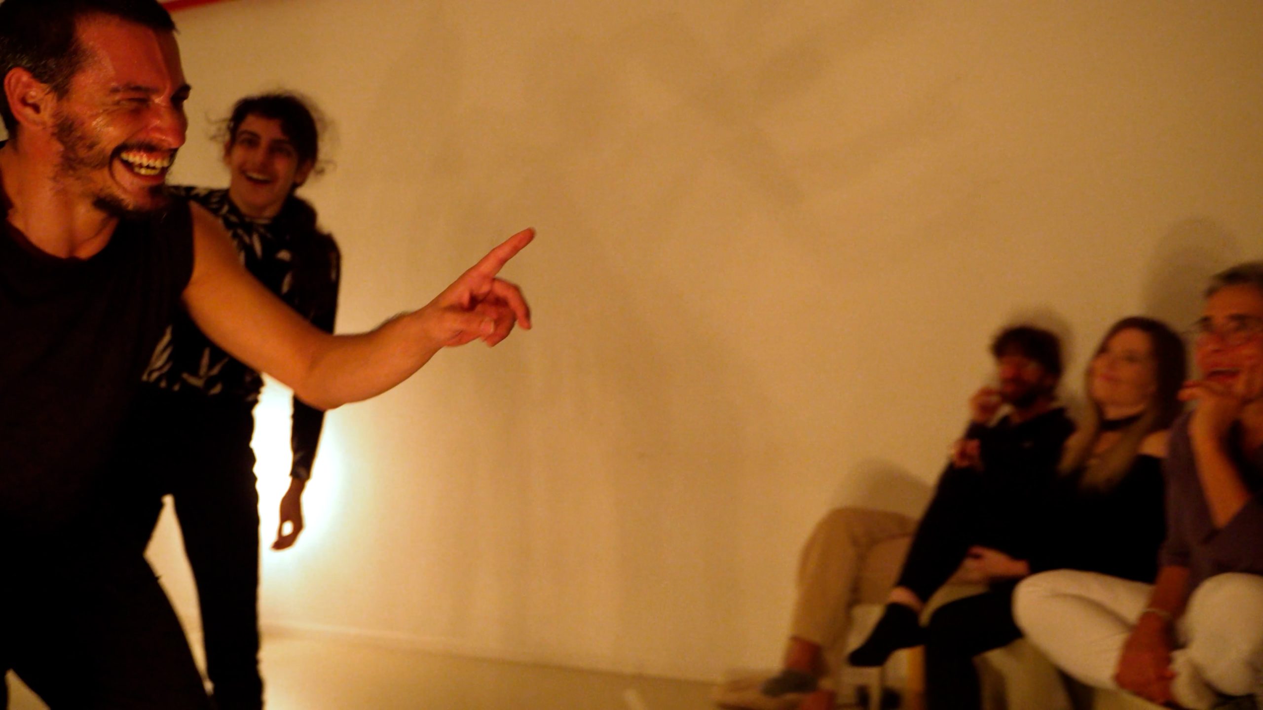 משהו אינטימי